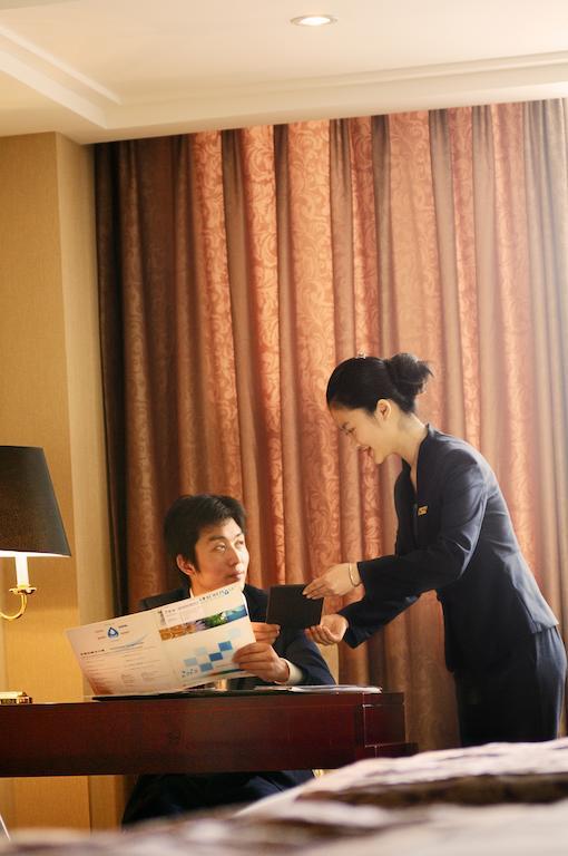 Forstar Hotel - North Renmin Road Chengdu Zewnętrze zdjęcie